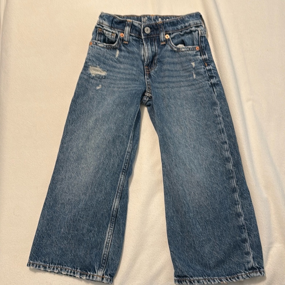 Excellent condition Gap low stride kid jeans